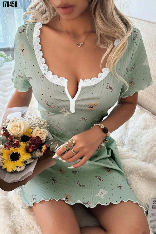 Yeşil Ayıcık ve Fiyonk Desenli Mini Ev Giyim Gecelik