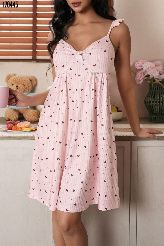 Pembe Sevimli Kalp Desenli Volan Askılı A Kesim Gecelik
